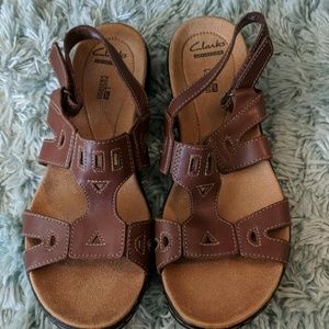 Clark's Brown Soft Cushion Sandels